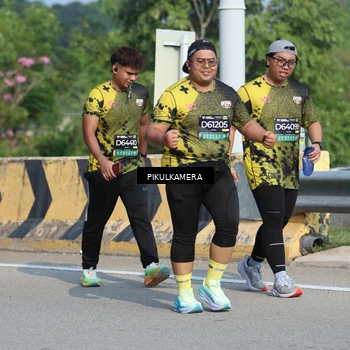 Runner Photo 6369564