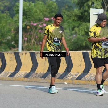 Runner Photo 6369648
