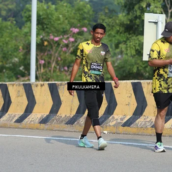 Runner Photo 6369668