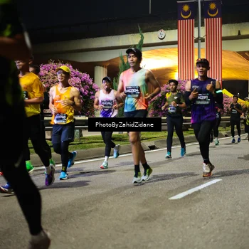 Runner Photo 6369741