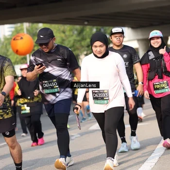 Runner Photo 6369745