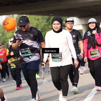 Runner Photo 6369807