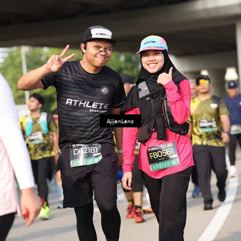 Runner Photo 6369877