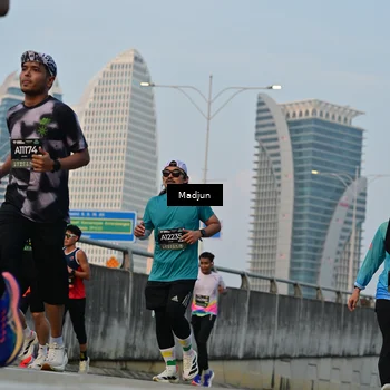 Runner Photo 6370134