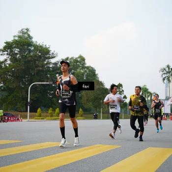 Runner Photo 6370140