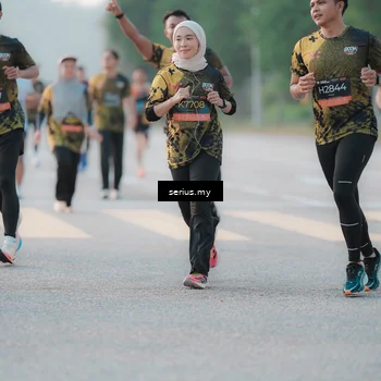 Runner Photo 6370347