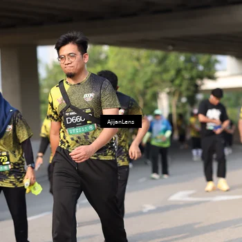 Runner Photo 6370428