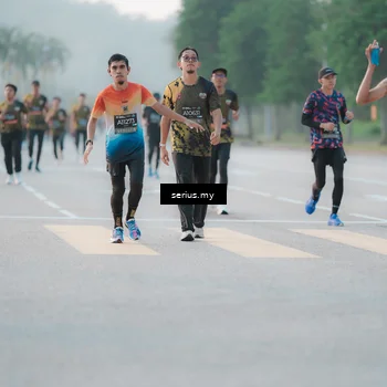 Runner Photo 6370435