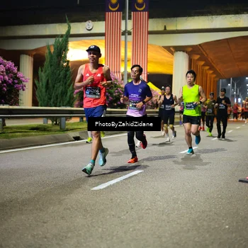 Runner Photo 6370467