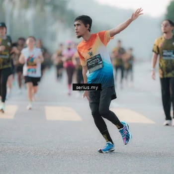 Runner Photo 6370496