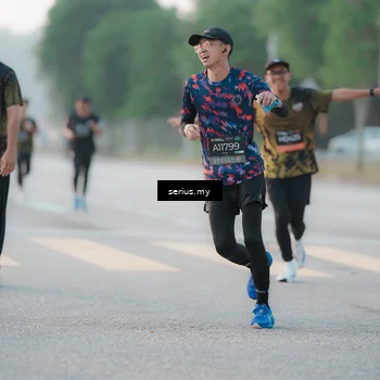 Runner Photo 6370517