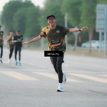 Runner Photo 6370563