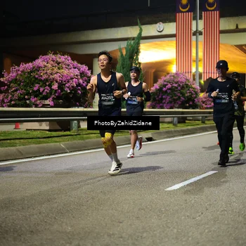 Runner Photo 6370645