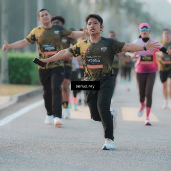 Runner Photo 6370662