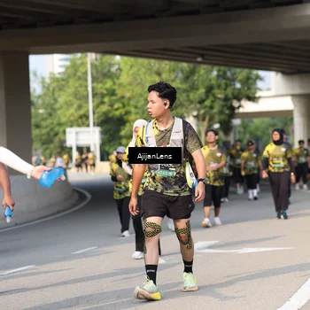 Runner Photo 6370667