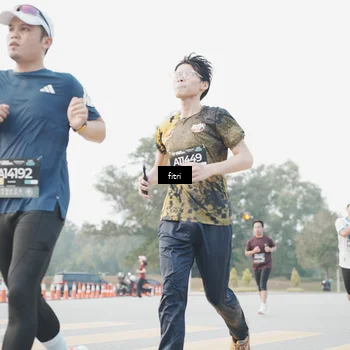 Runner Photo 6370677