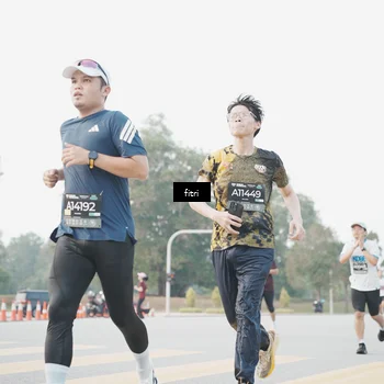 Runner Photo 6370692