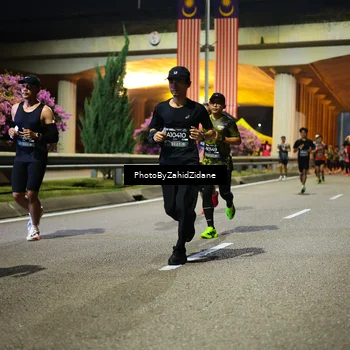 Runner Photo 6370695