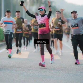 Runner Photo 6370704