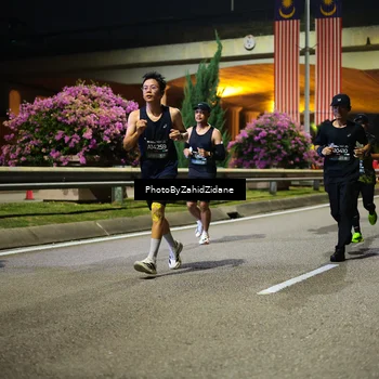Runner Photo 6370705