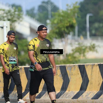Runner Photo 6370736