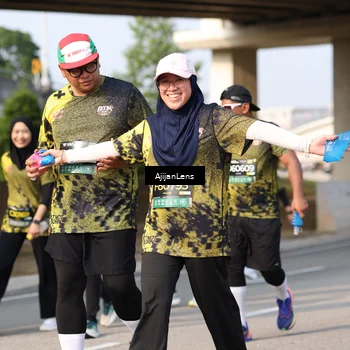 Runner Photo 6370740