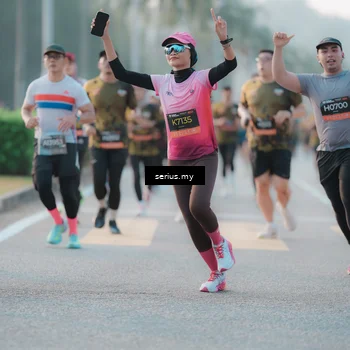 Runner Photo 6370754