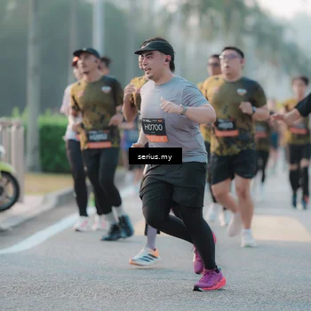 Runner Photo 6370815