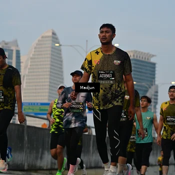 Runner Photo 6370835