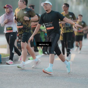 Runner Photo 6370864