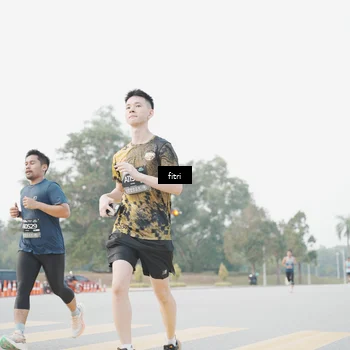 Runner Photo 6370869