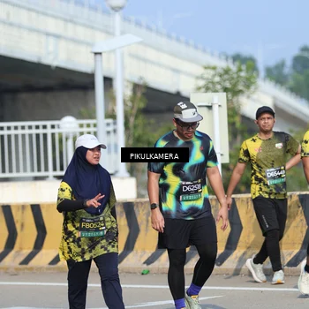 Runner Photo 6370872