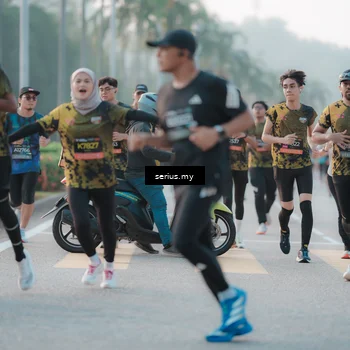 Runner Photo 6370874