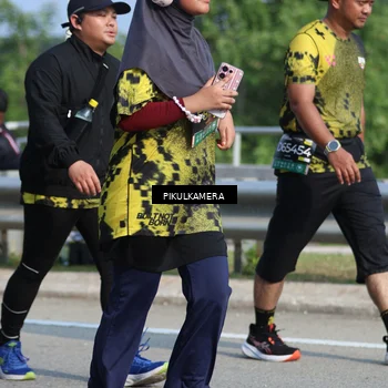 Runner Photo 6370875