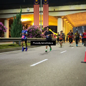 Runner Photo 6370880