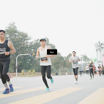 Runner Photo 6370925