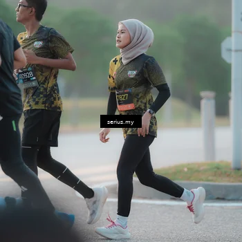Runner Photo 6370943