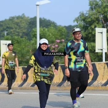 Runner Photo 6370959