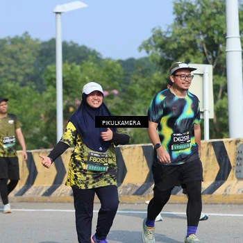 Runner Photo 6370977
