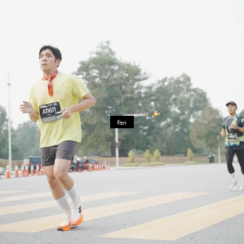 Runner Photo 6370980