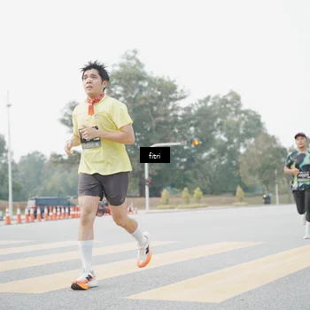 Runner Photo 6370994