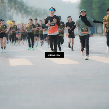 Runner Photo 6370995