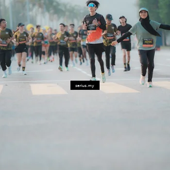 Runner Photo 6370997