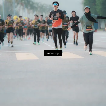 Runner Photo 6371001