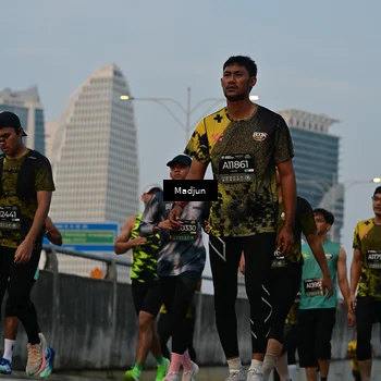 Runner Photo 6371008