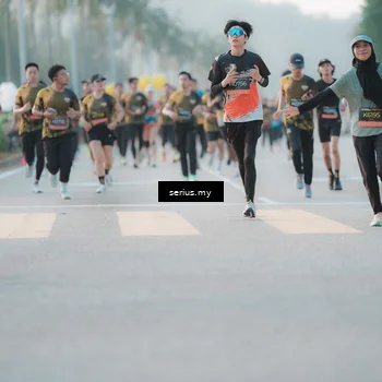 Runner Photo 6371017
