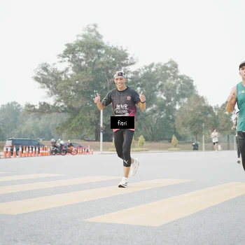 Runner Photo 6371018