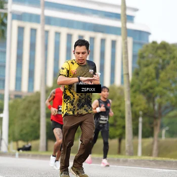 Runner Photo 6371024