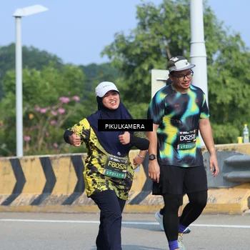 Runner Photo 6371029