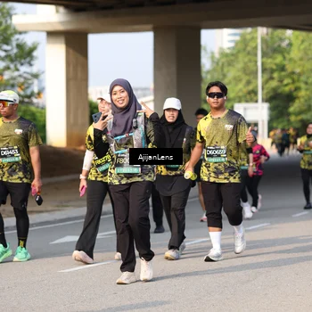Runner Photo 6371031
